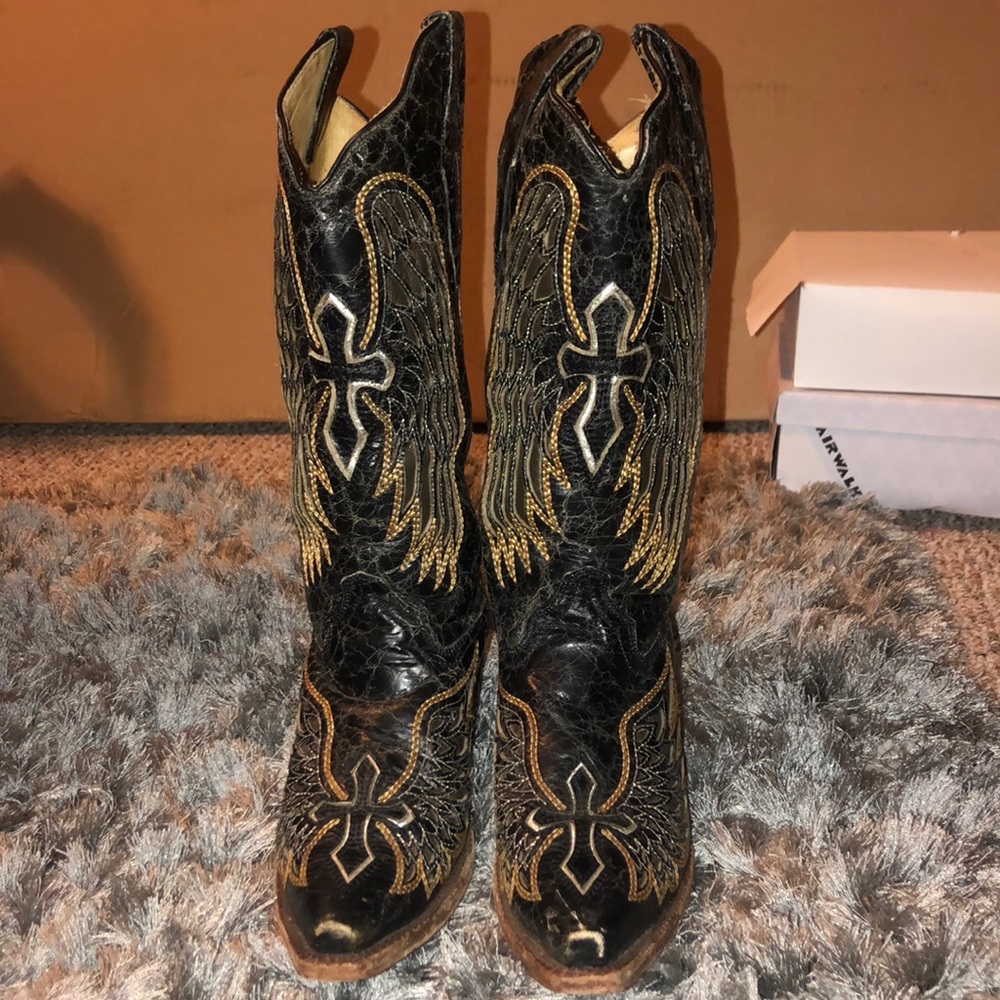 Corral Cross Angel Wing Boots Black Size 8